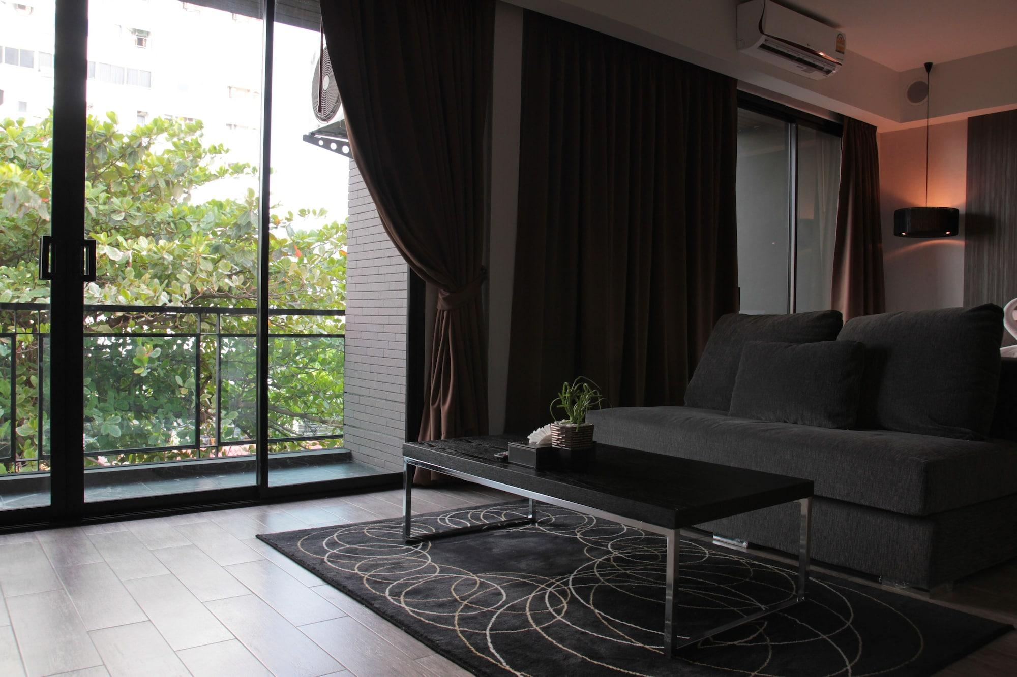 Inn Place Serviced Residence Патая Екстериор снимка