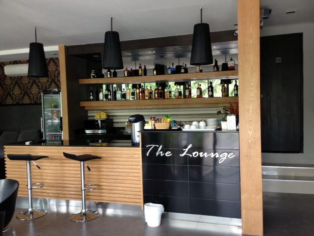 Inn Place Serviced Residence Патая Екстериор снимка