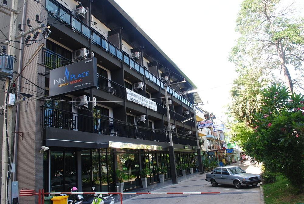 Inn Place Serviced Residence Патая Екстериор снимка